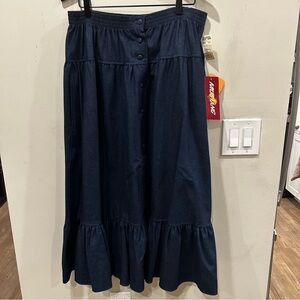 NWT Vintage Mustang Elegant Dark Blue A-Line cotton button down. Size 22W.